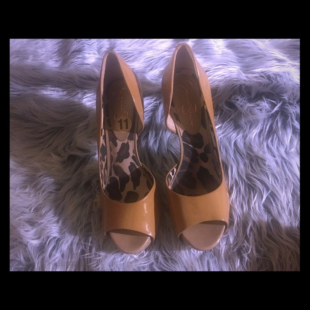 Jessica Simpson Pumps